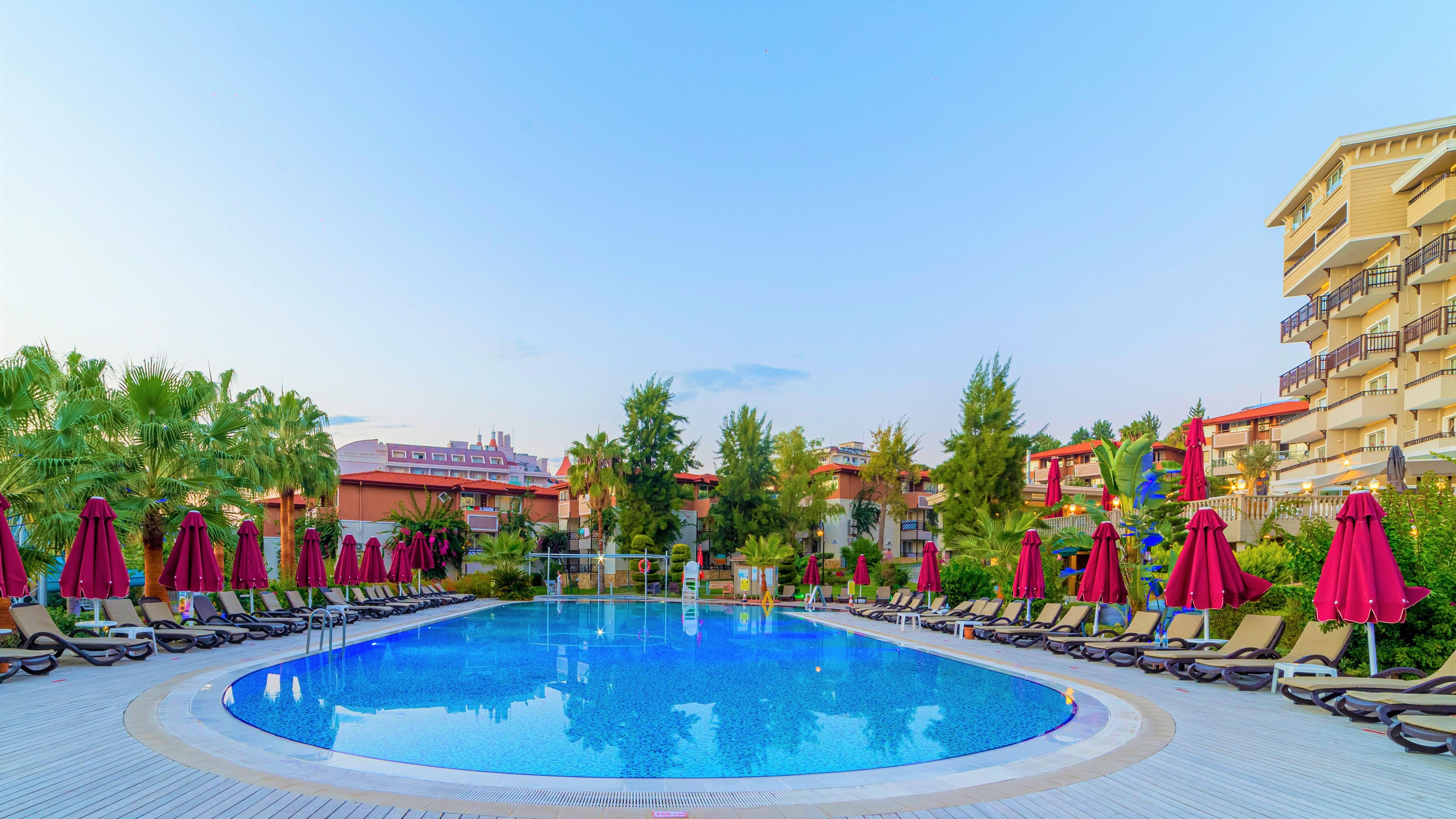 Justiniano Deluxe Resort Okurcalar Esterno foto