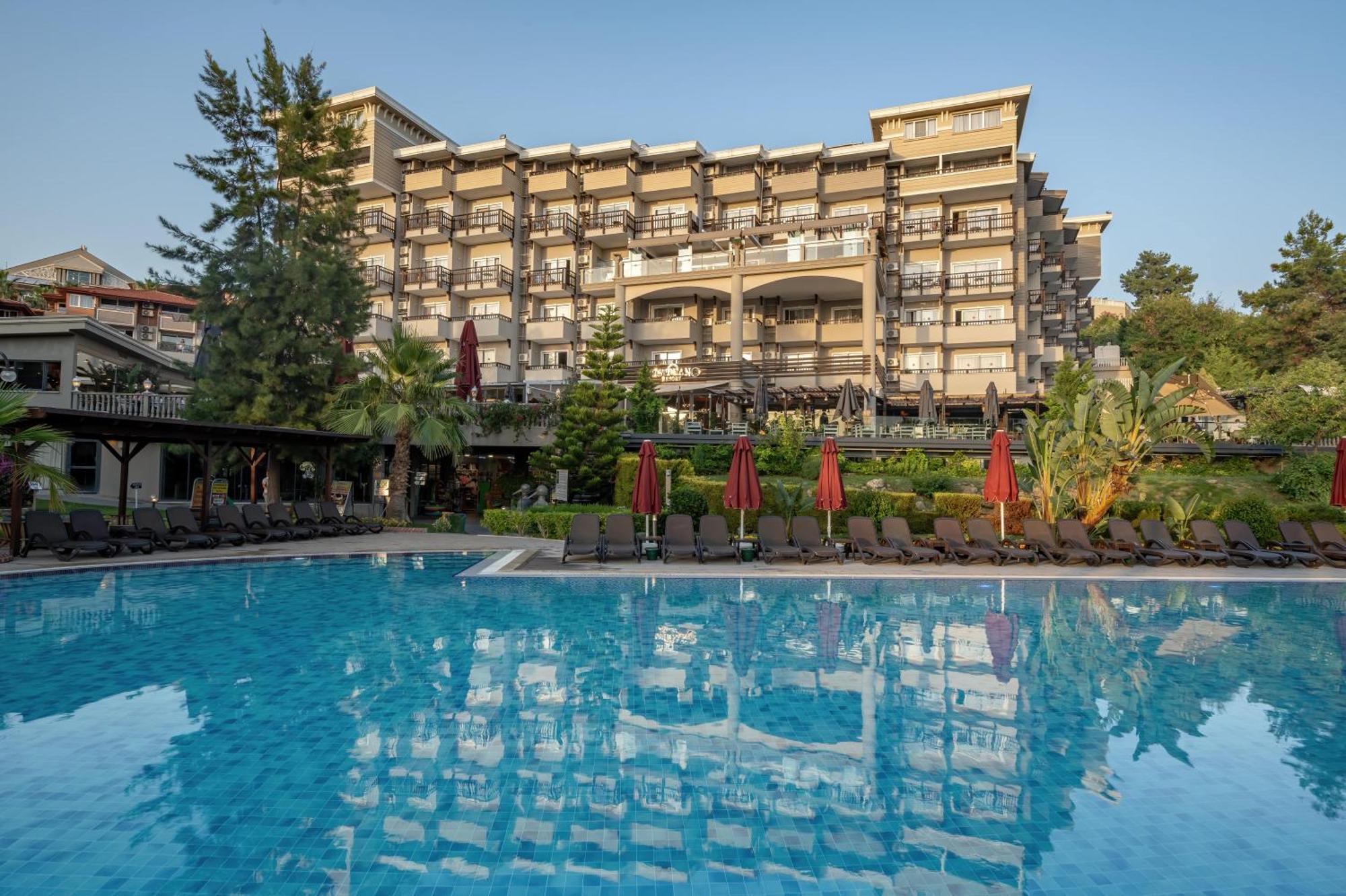 Justiniano Deluxe Resort Okurcalar Esterno foto